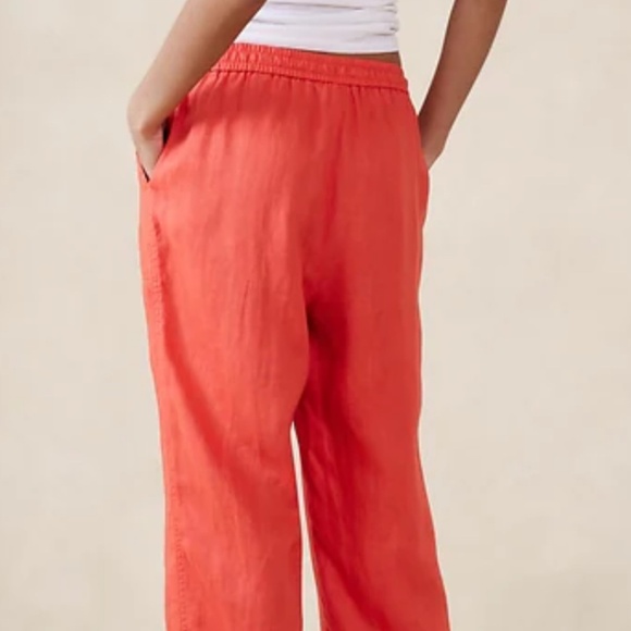 Banana Republic Vibrant Coral Joggers - Picture 2 of 9